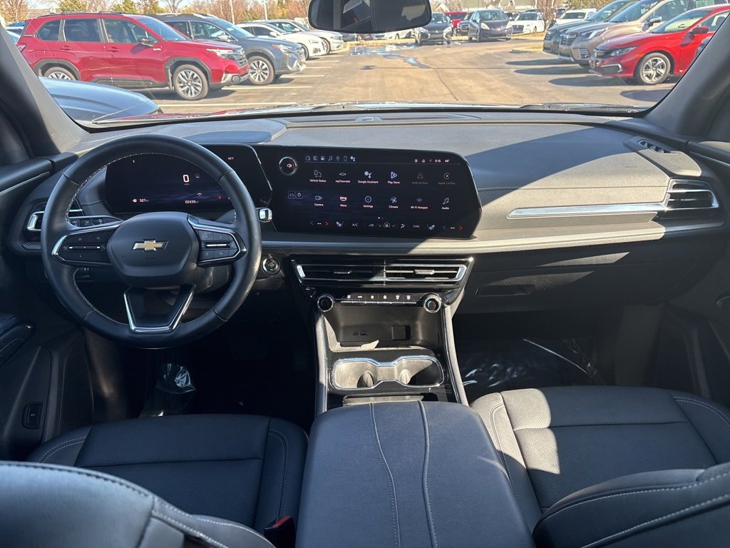 Used 2024 Chevrolet Traverse LT w/ LPO, Floor Liner Package image 14