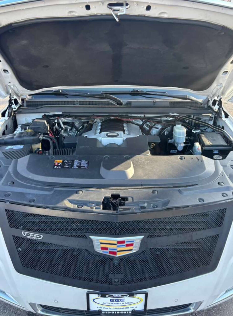 Used 2016 Cadillac Escalade ESV Premium image 32