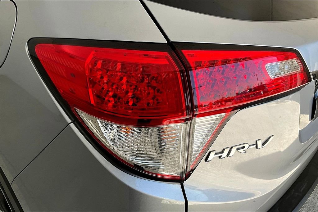 Used 2022 Honda HR-V EX image 41