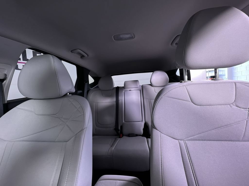 Used 2025 Hyundai Tucson SEL FWD image 26