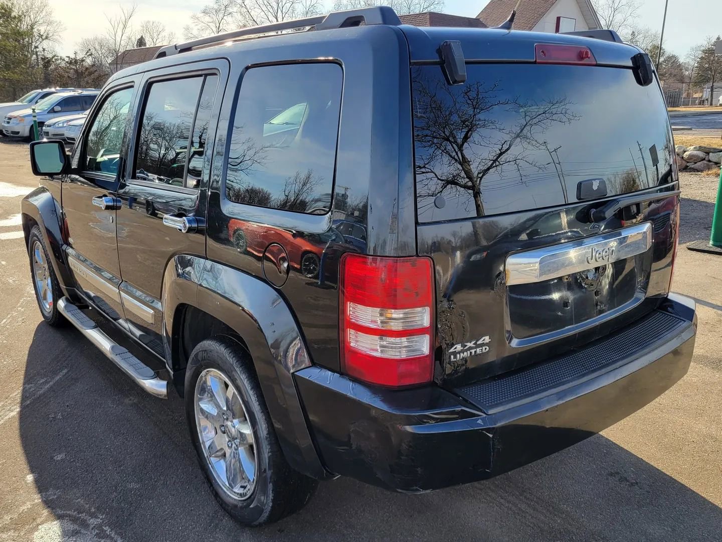 Used 2012 Jeep Liberty Sport AWD/4WD image 5
