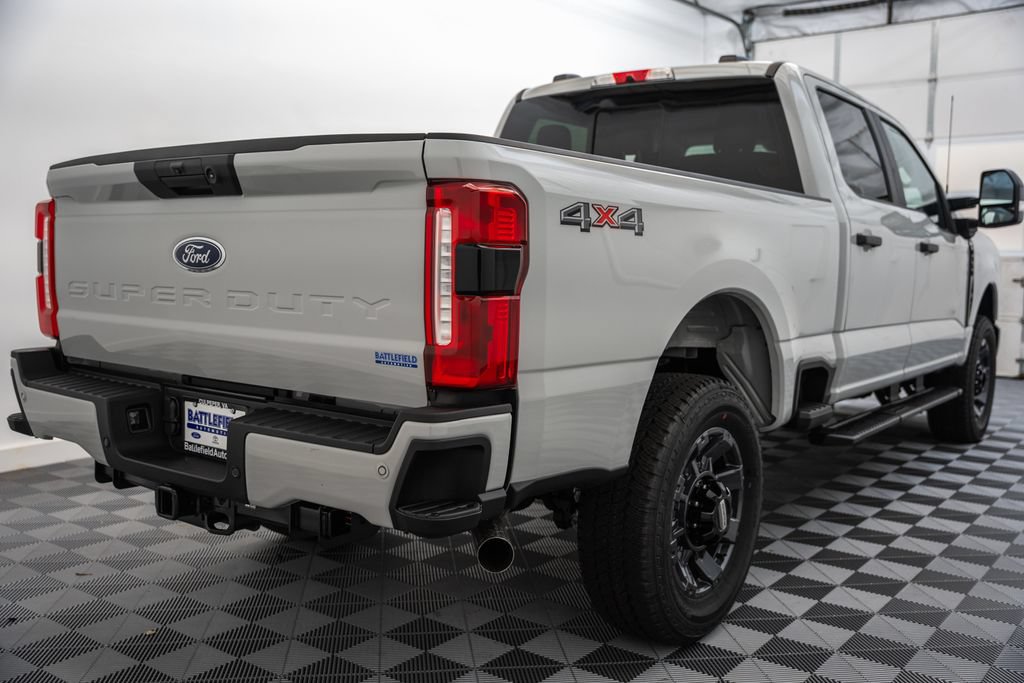 New 2026 Ford F350 XL w/ STX Appearance Package AWD/4WD image 4