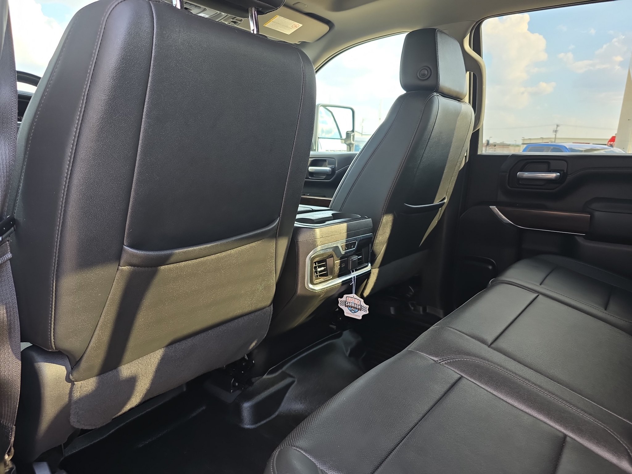 Used 2021 GMC Sierra 2500 SLT w/ Texas SLT Premium Package AWD/4WD image 16