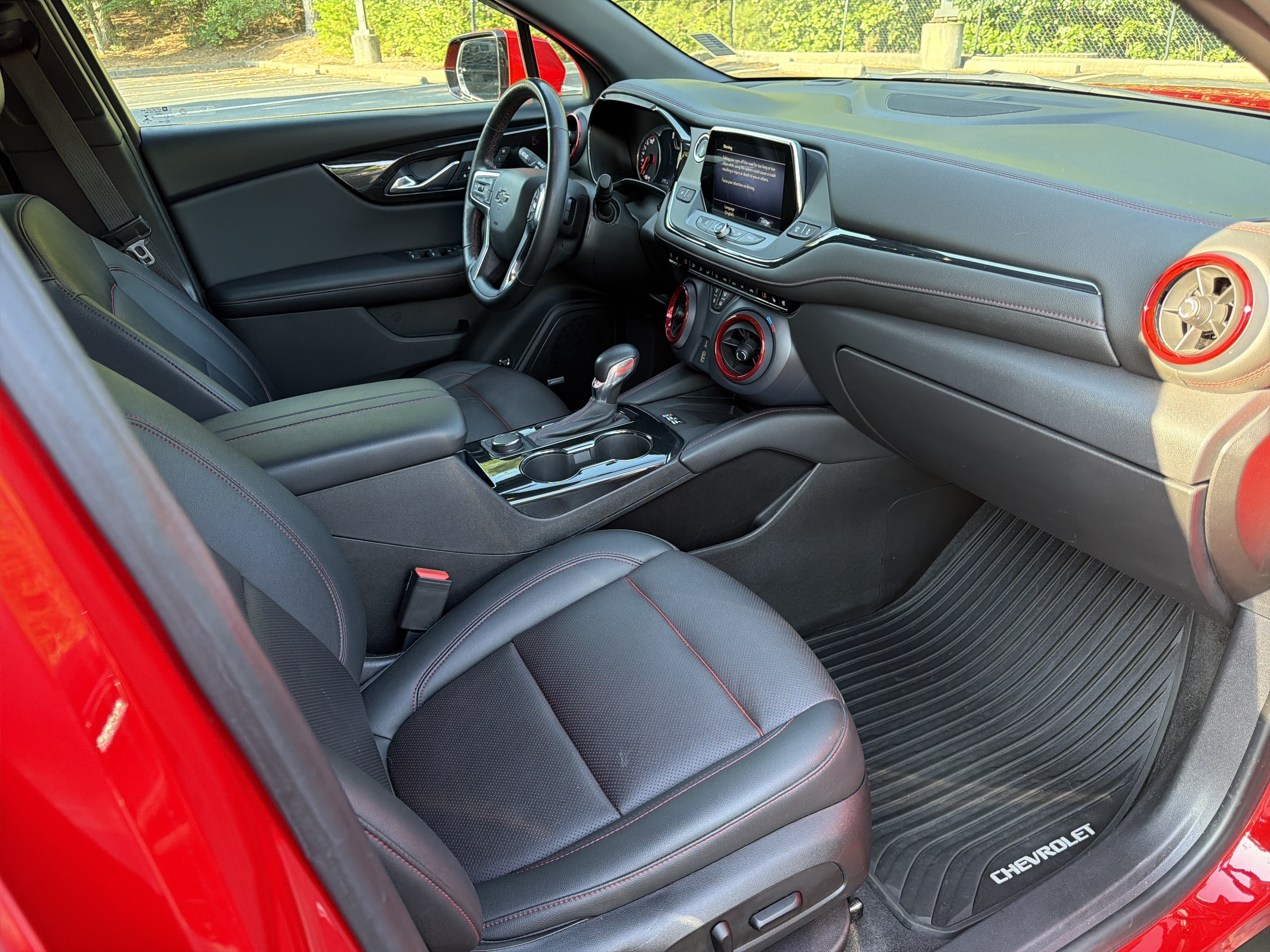 Used 2021 Chevrolet Blazer RS w/ Enhanced Convenience Package FWD image 13