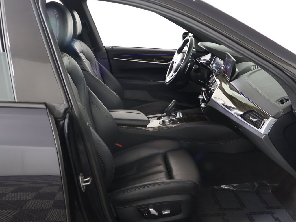 Used 2018 BMW 640i Gran Turismo xDrive image 29