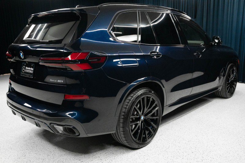 Used 2024 BMW X5 xDrive40i w/ M Sport Package AWD/4WD image 5