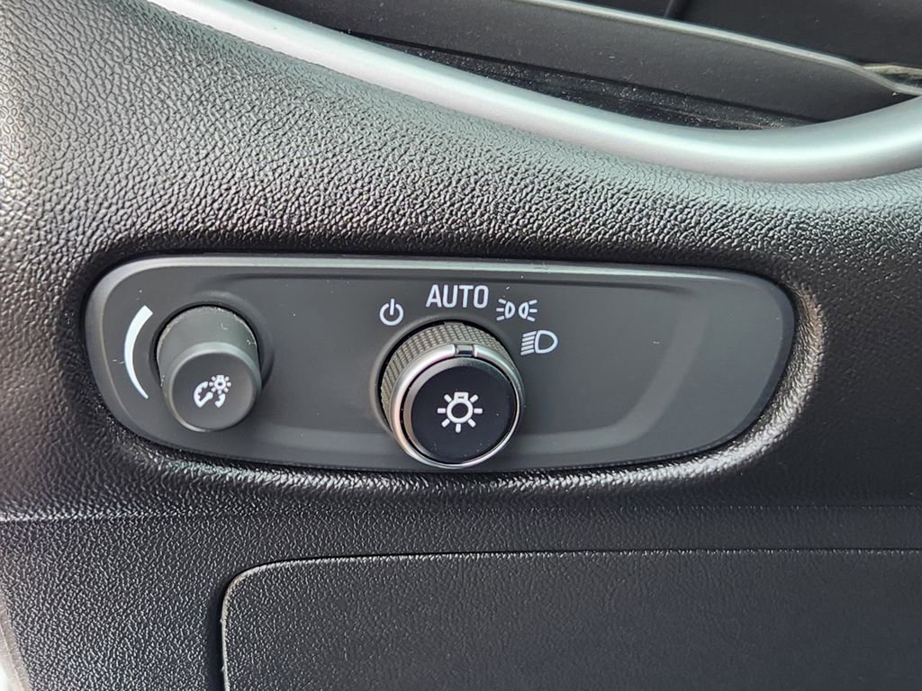 Used 2019 Chevrolet Malibu LT FWD image 13