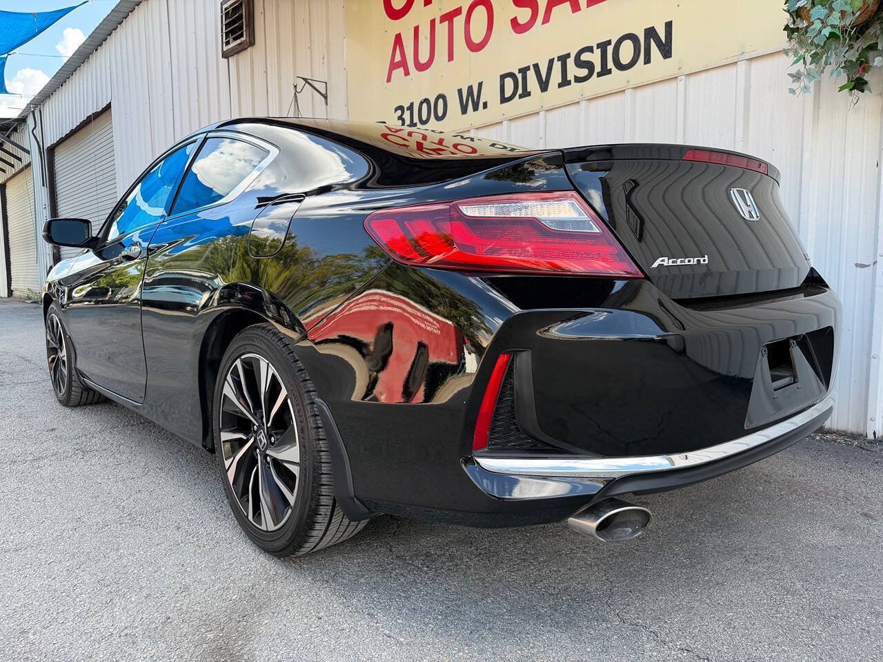 Used 2016 Honda Accord EX-L image 10