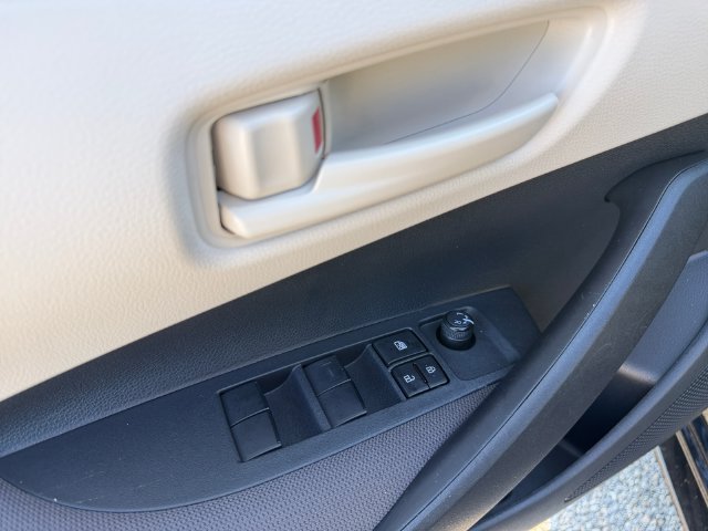 Certified 2023 Toyota Corolla LE FWD image 17