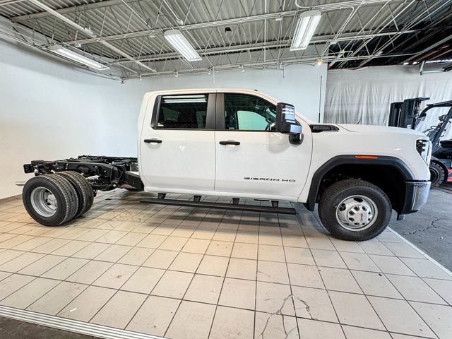 New 2026 GMC Sierra 3500 Pro w/ Convenience Package image 4