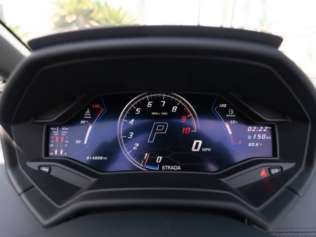 Used 2023 Lamborghini Huracan EVO RWD image 10