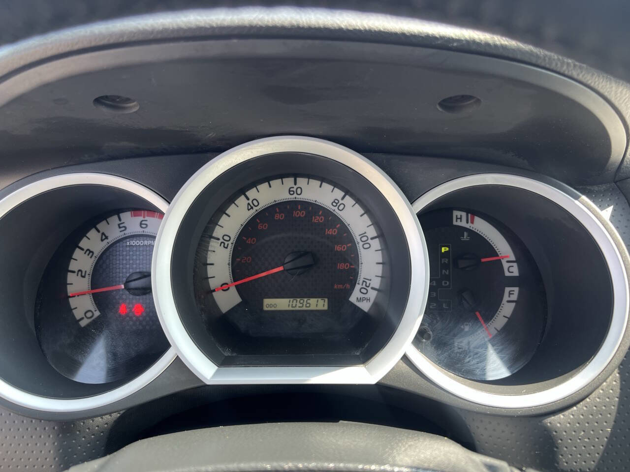 Used 2015 Toyota Tacoma PreRunner w/ TRD Sport Package RWD image 32