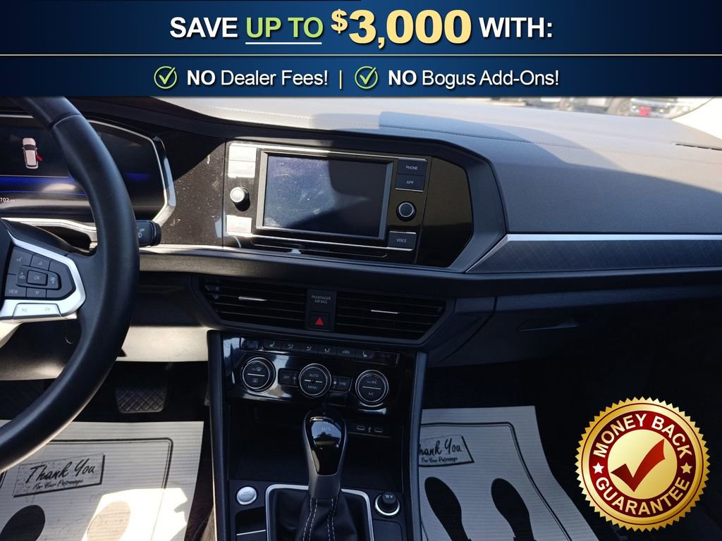 Used 2024 Volkswagen Jetta SE w/ Panoramic Sunroof Package image 20