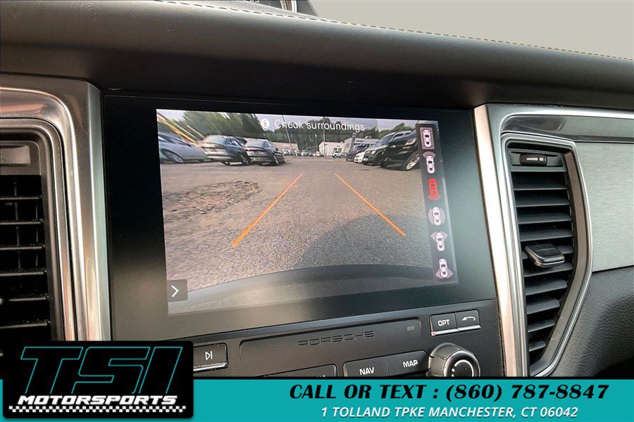 Used 2017 Porsche Macan Turbo AWD/4WD image 21