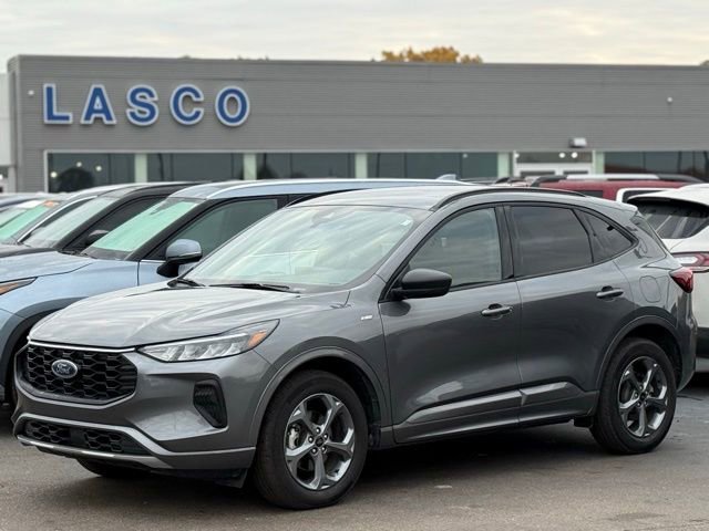 Used 2024 Ford Escape ST-Line w/ Tech Pack #1