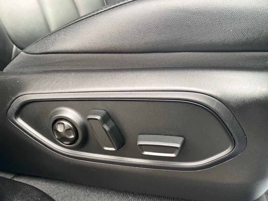 Used 2023 Jeep Grand Cherokee L Limited image 10
