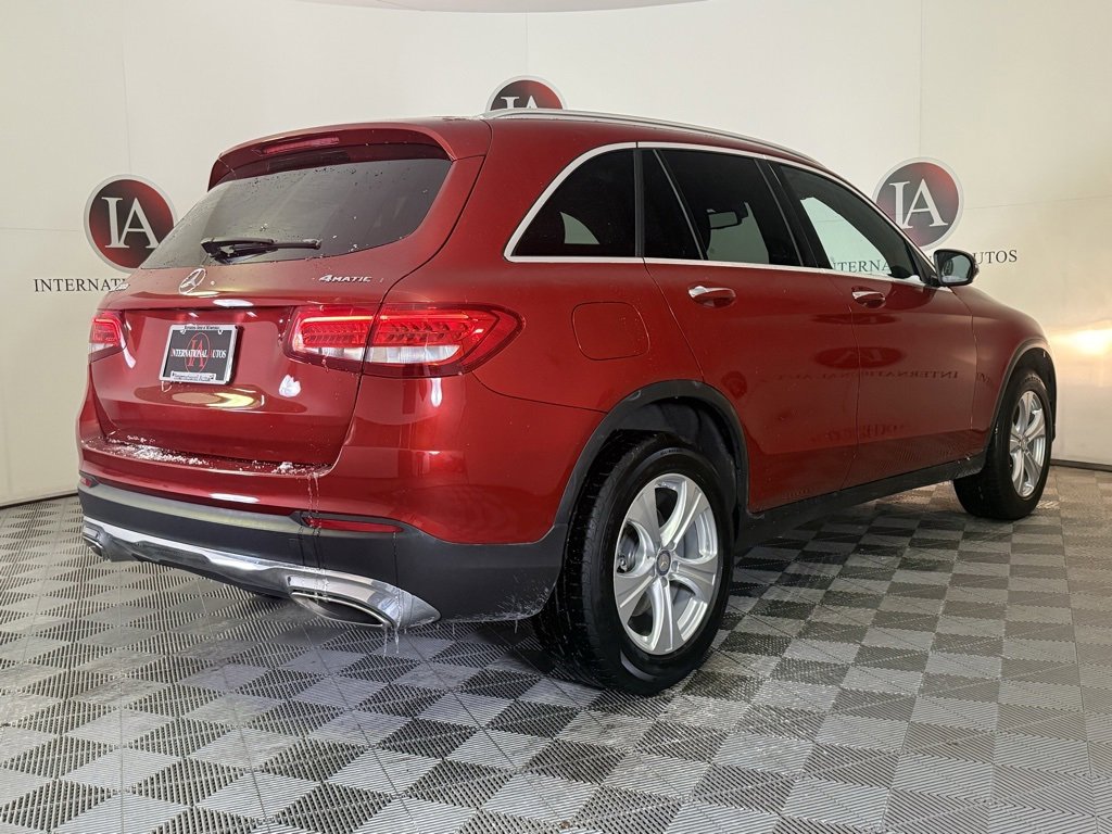 Used 2017 Mercedes-Benz GLC 300 4MATIC image 8