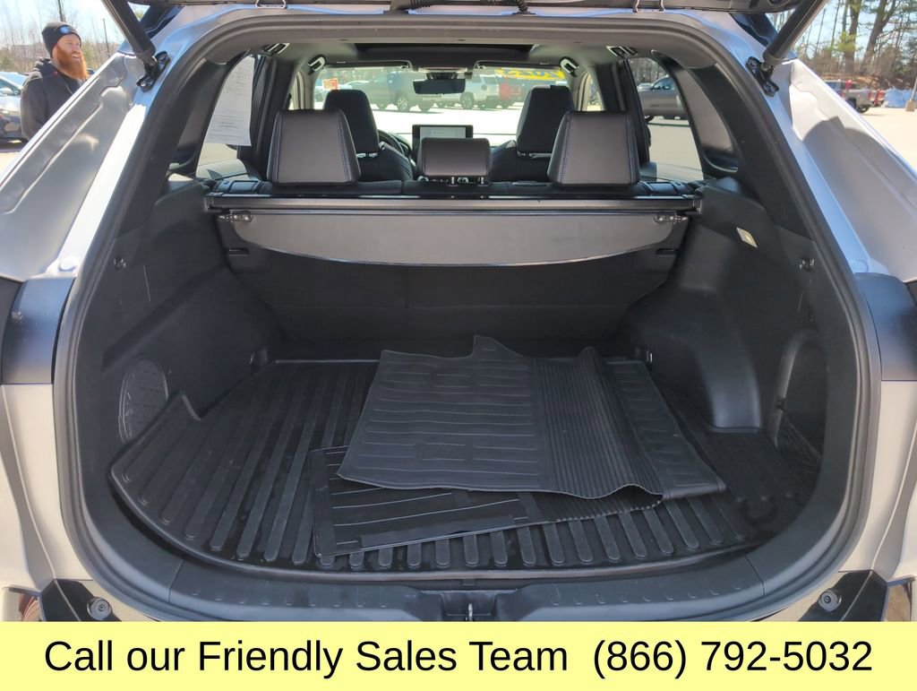 Used 2023 Toyota RAV4 XSE AWD/4WD image 25
