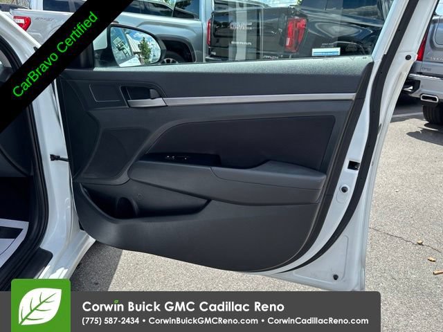 Used 2018 Hyundai Elantra SEL FWD image 16