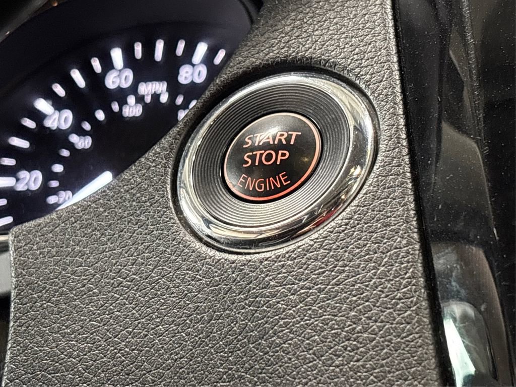 Used 2018 Nissan Rogue SL w/ Premium Package image 29