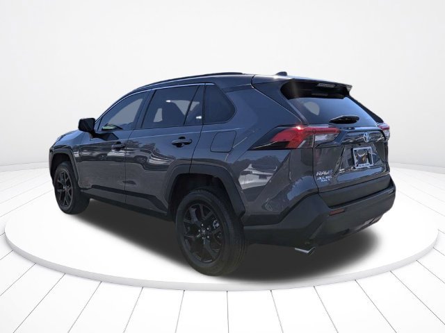 Used 2025 Toyota RAV4 XLE FWD image 5