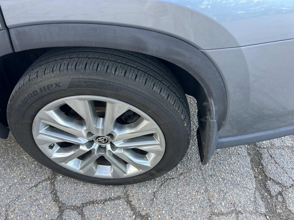 Certified 2020 Toyota Highlander Limited image 14