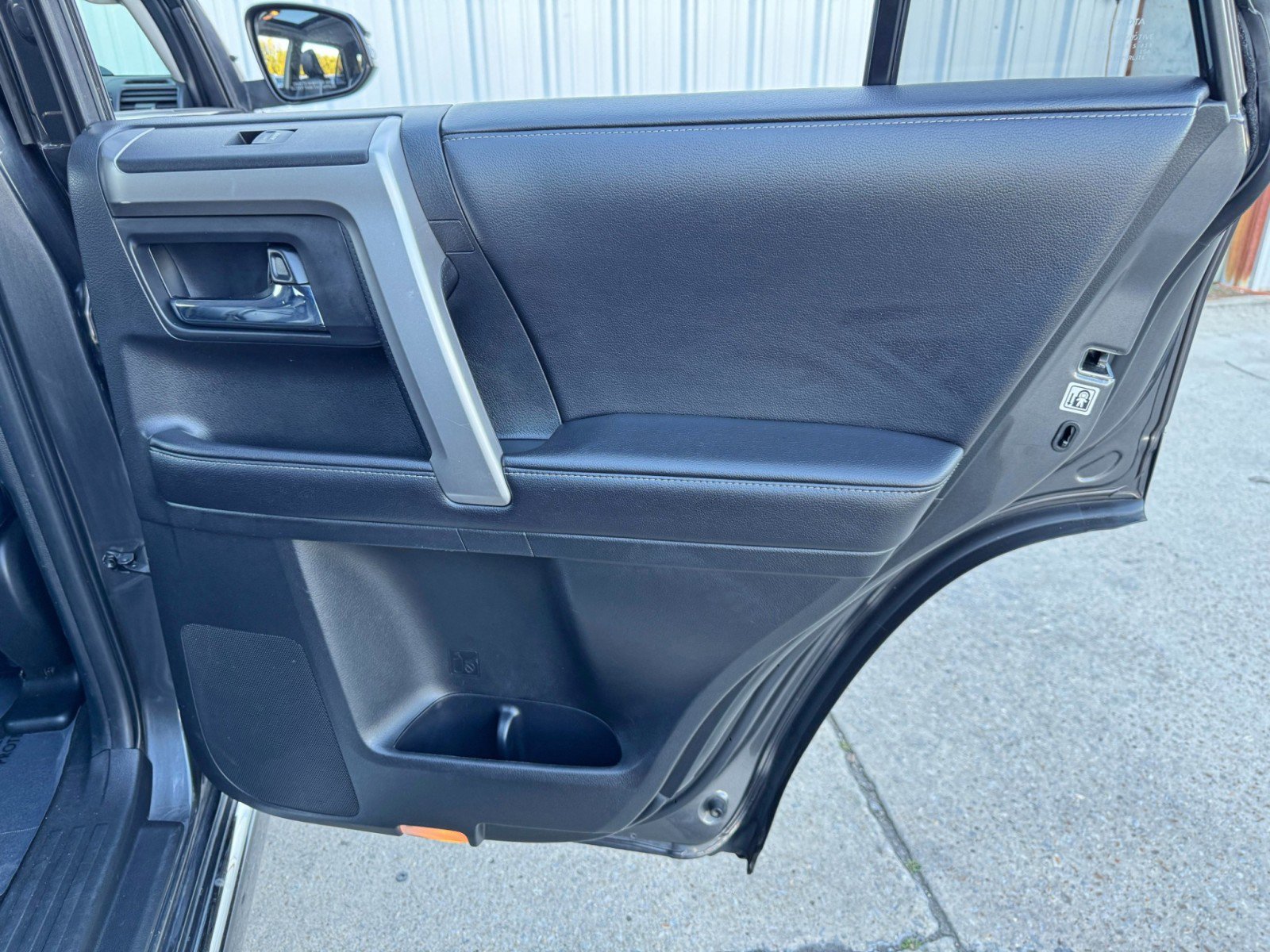 Used 2016 Toyota 4Runner Limited AWD/4WD image 43