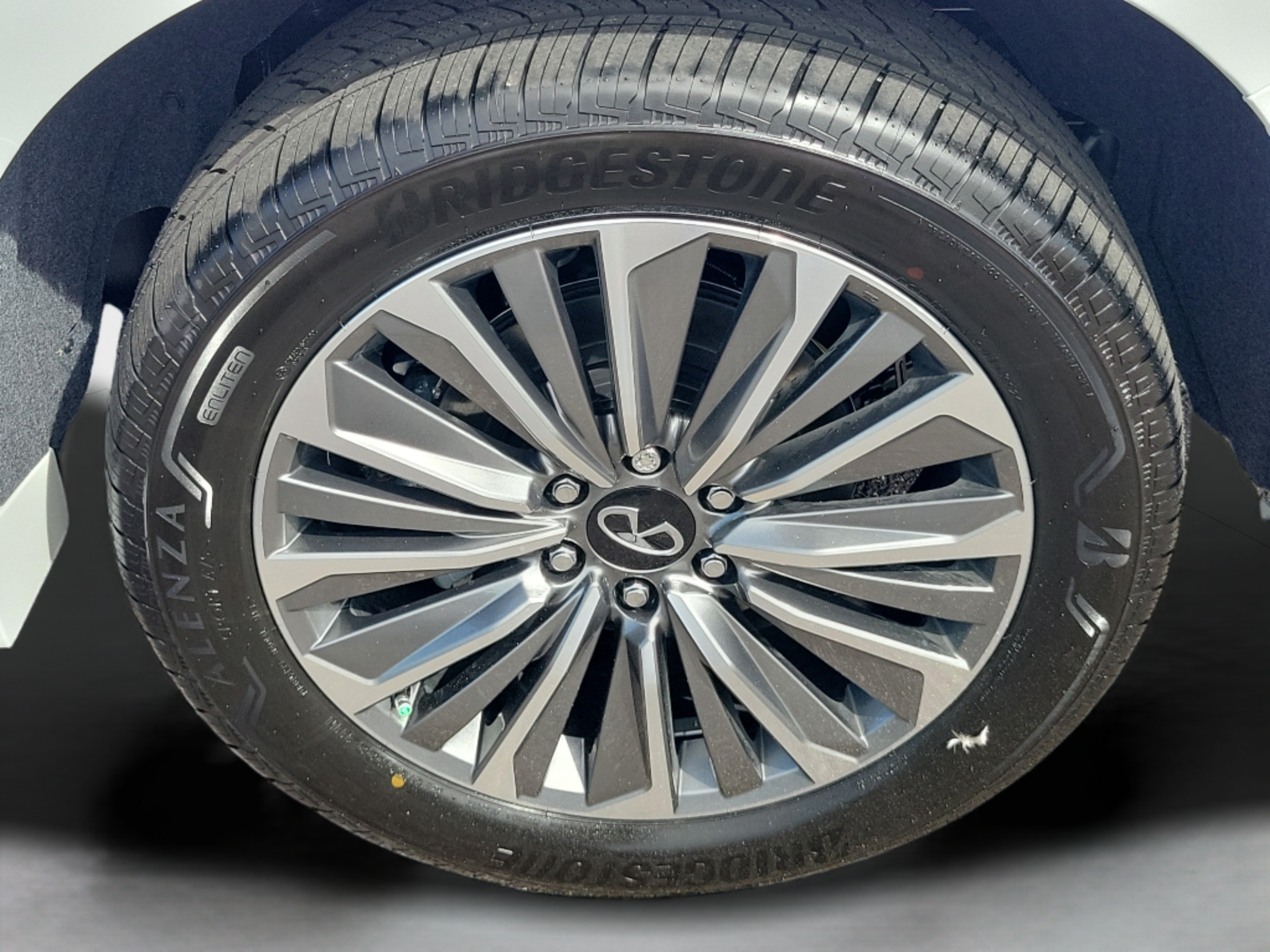 New 2027 INFINITI QX80 Luxe w/ Cargo Package RWD image 31
