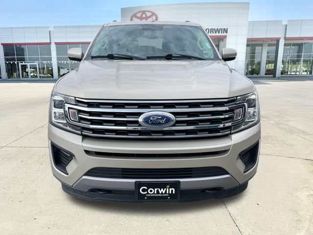 Used 2018 Ford Expedition Max XLT w/ Equipment Group 202A AWD/4WD image 8