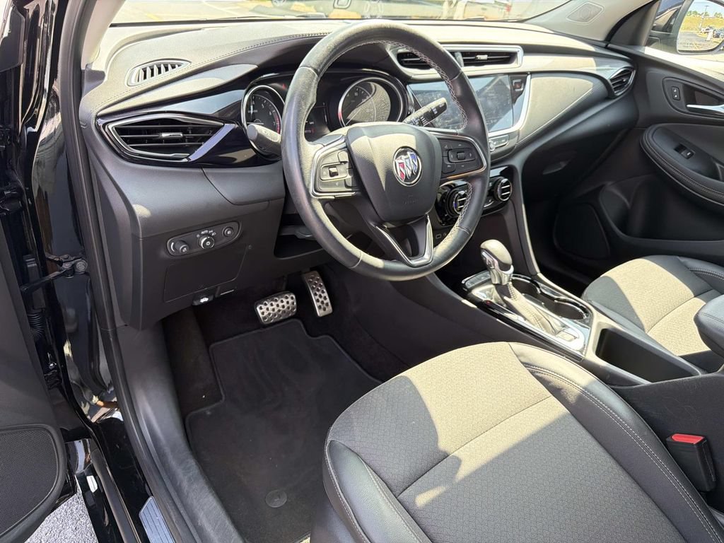 Used 2023 Buick Encore GX Select w/ Sport Touring Package FWD image 24