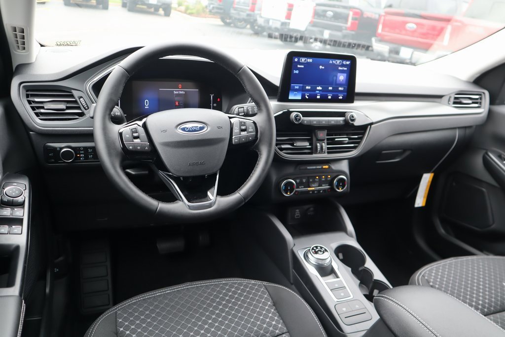 New 2026 Ford Escape Active w/ Cold Weather Package image 2