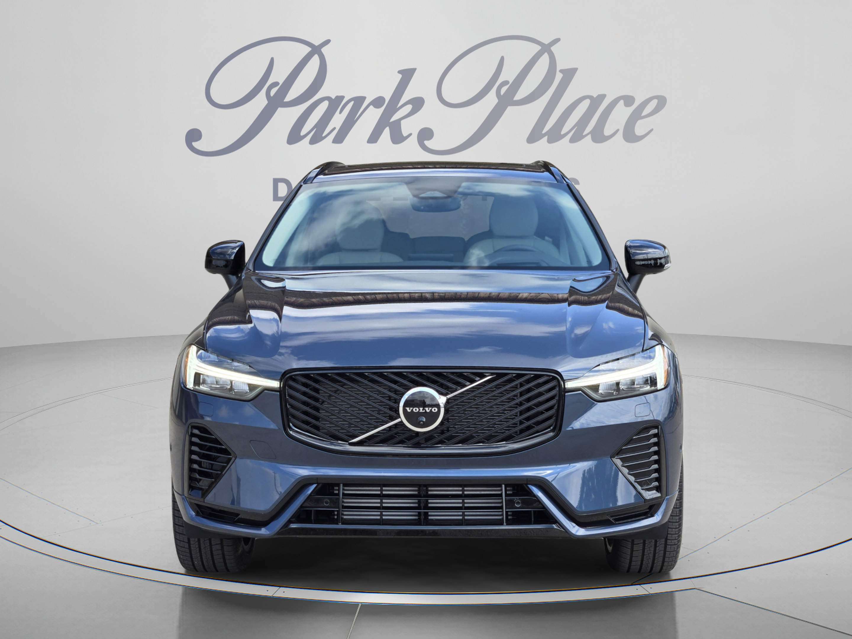 New 2026 Volvo XC60 T8 Ultra w/ Protection Package Premier AWD/4WD image 9
