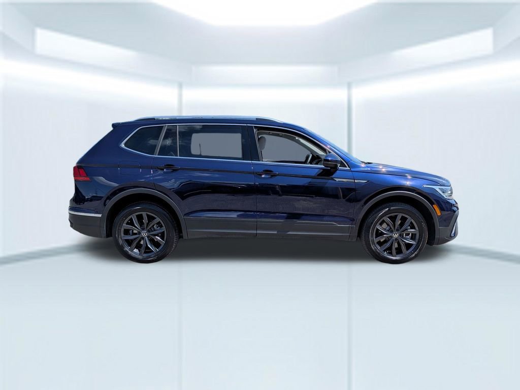 Used 2022 Volkswagen Tiguan SE FWD image 7