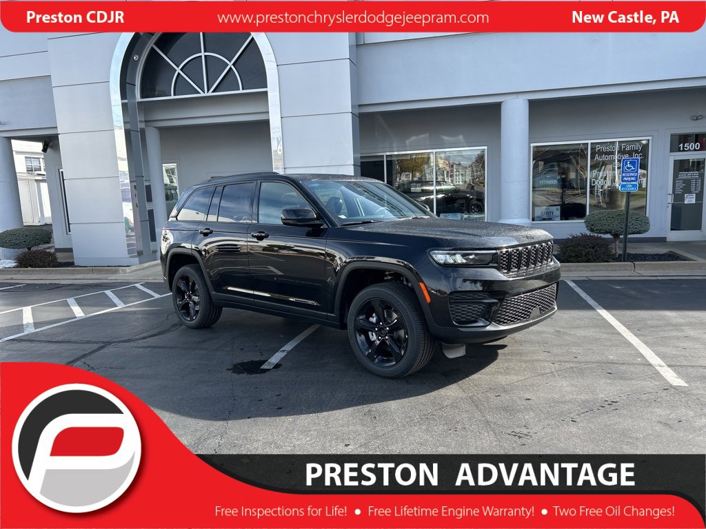 New 2025 Jeep Grand Cherokee image 1