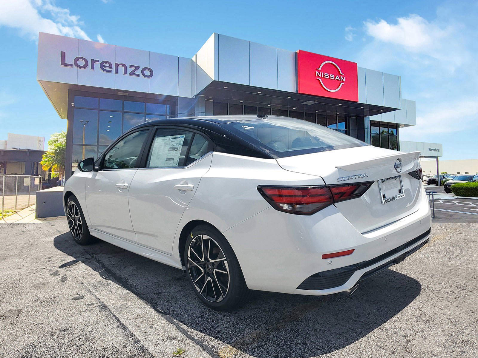 New 2025 Nissan Sentra SR w/ SR Premium Package FWD image 6