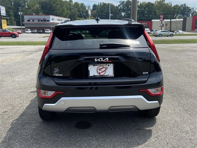 New 2025 Kia Niro EX image 3