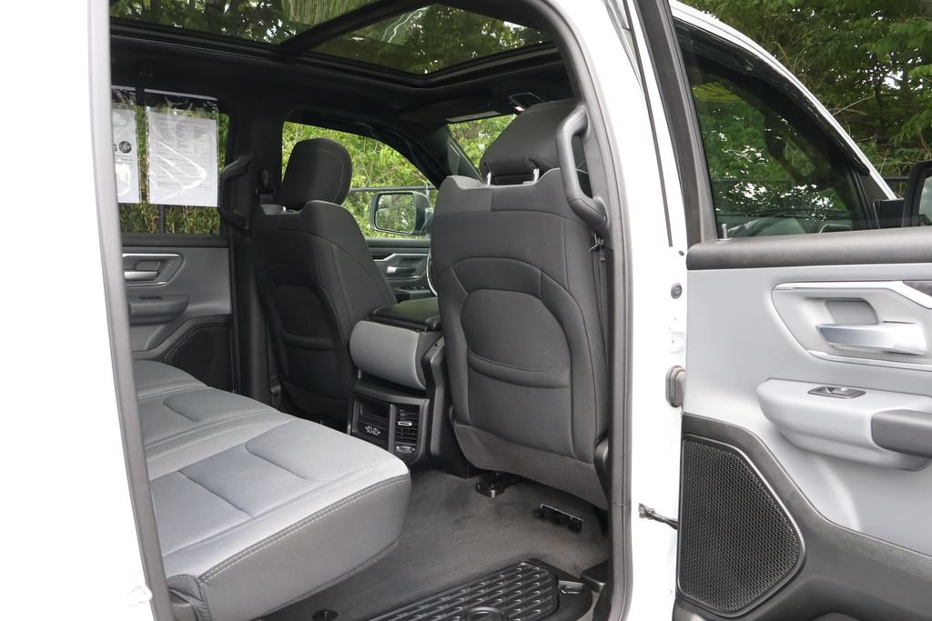 Used 2022 RAM 1500 Big Horn AWD/4WD image 49