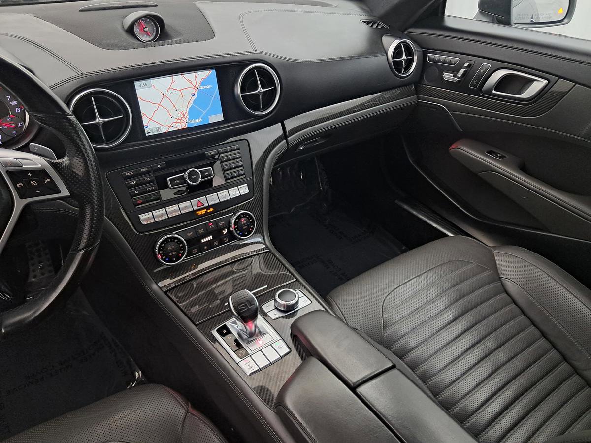 Used 2016 Mercedes-Benz SL 550 image 30