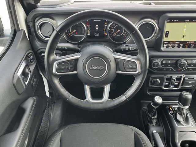 Used 2022 Jeep Wrangler Unlimited Sahara w/ Cold Weather Group image 17