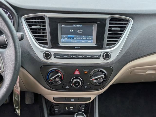 Used 2022 Hyundai Accent SE FWD image 12
