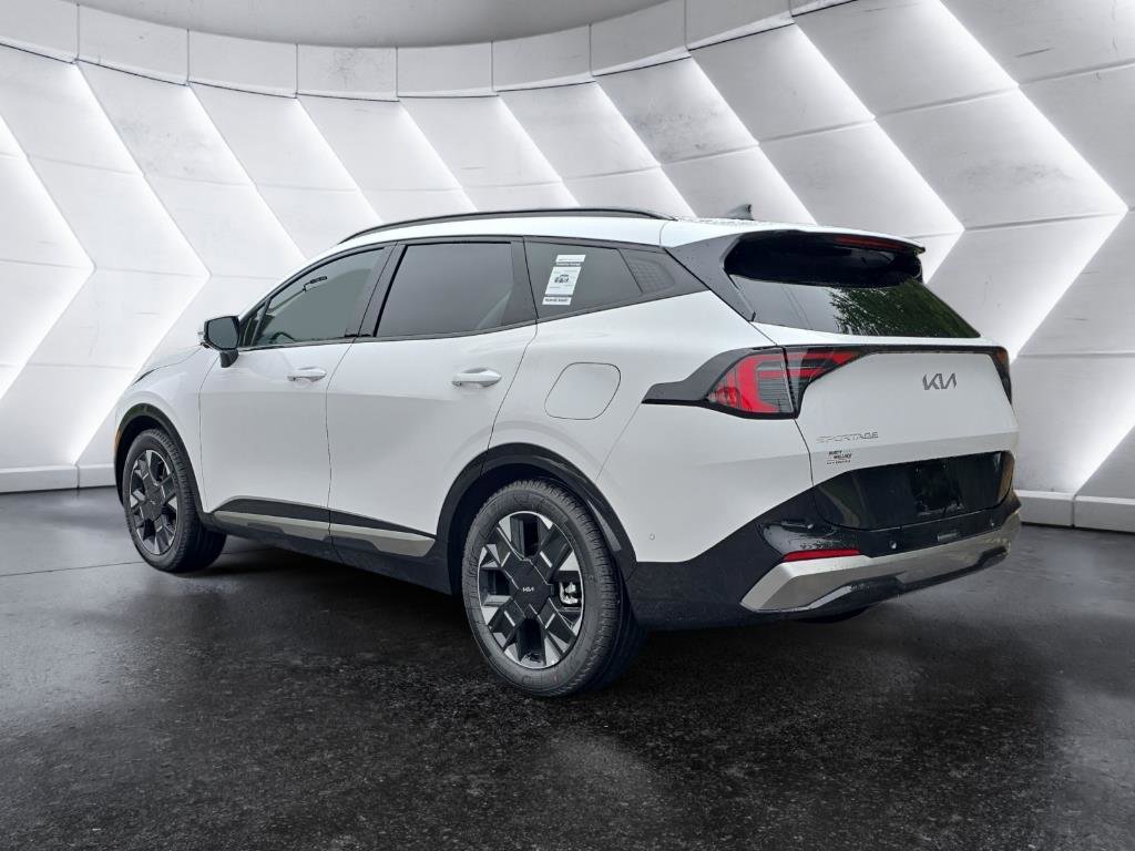 New 2026 Kia Sportage SX FWD image 3