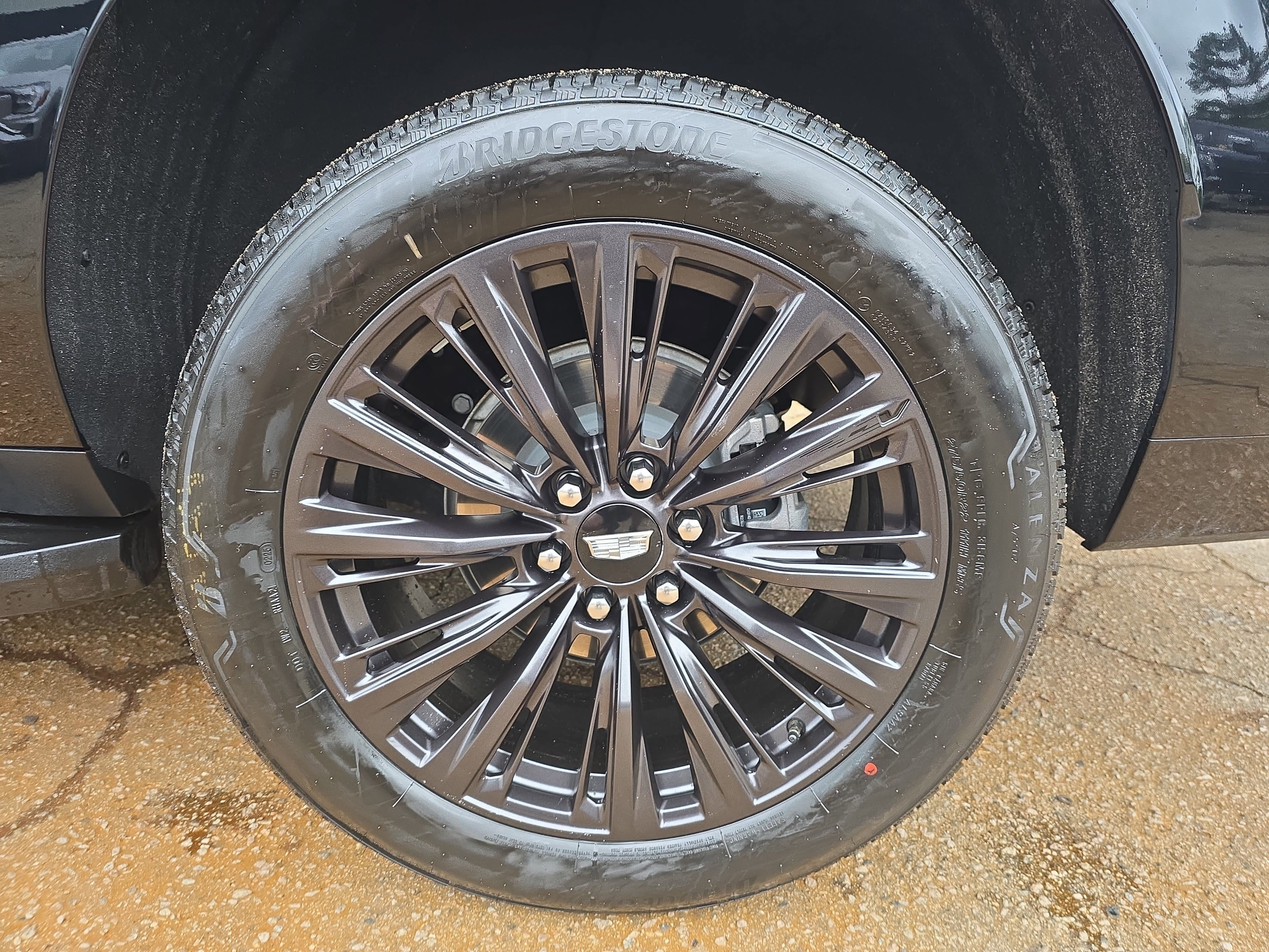 Certified 2023 Cadillac Escalade ESV Premium Luxury w/ LPO, Floor Liner Package AWD/4WD image 35