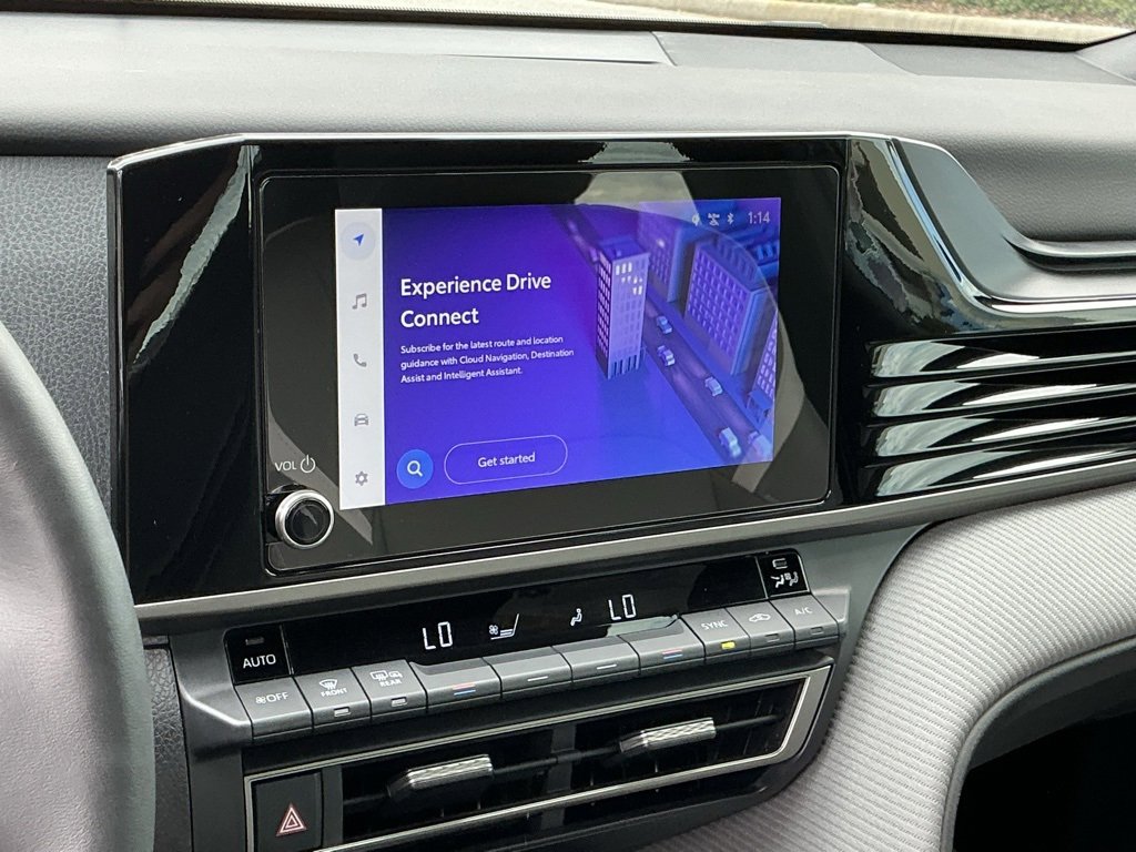 Used 2025 Toyota Camry SE image 41