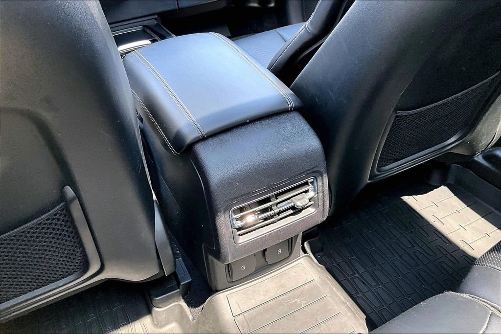 Used 2023 Lincoln Corsair AWD w/ Equipment Group 101A image 33