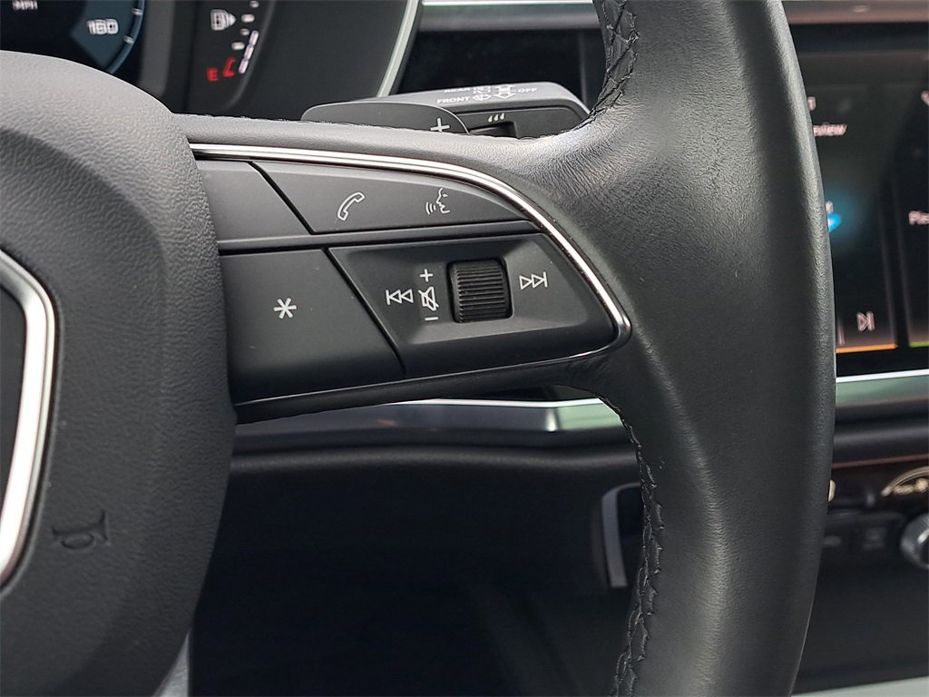 Certified 2024 Audi Q3 2.0T Premium Plus w/ Premium Plus Package image 10