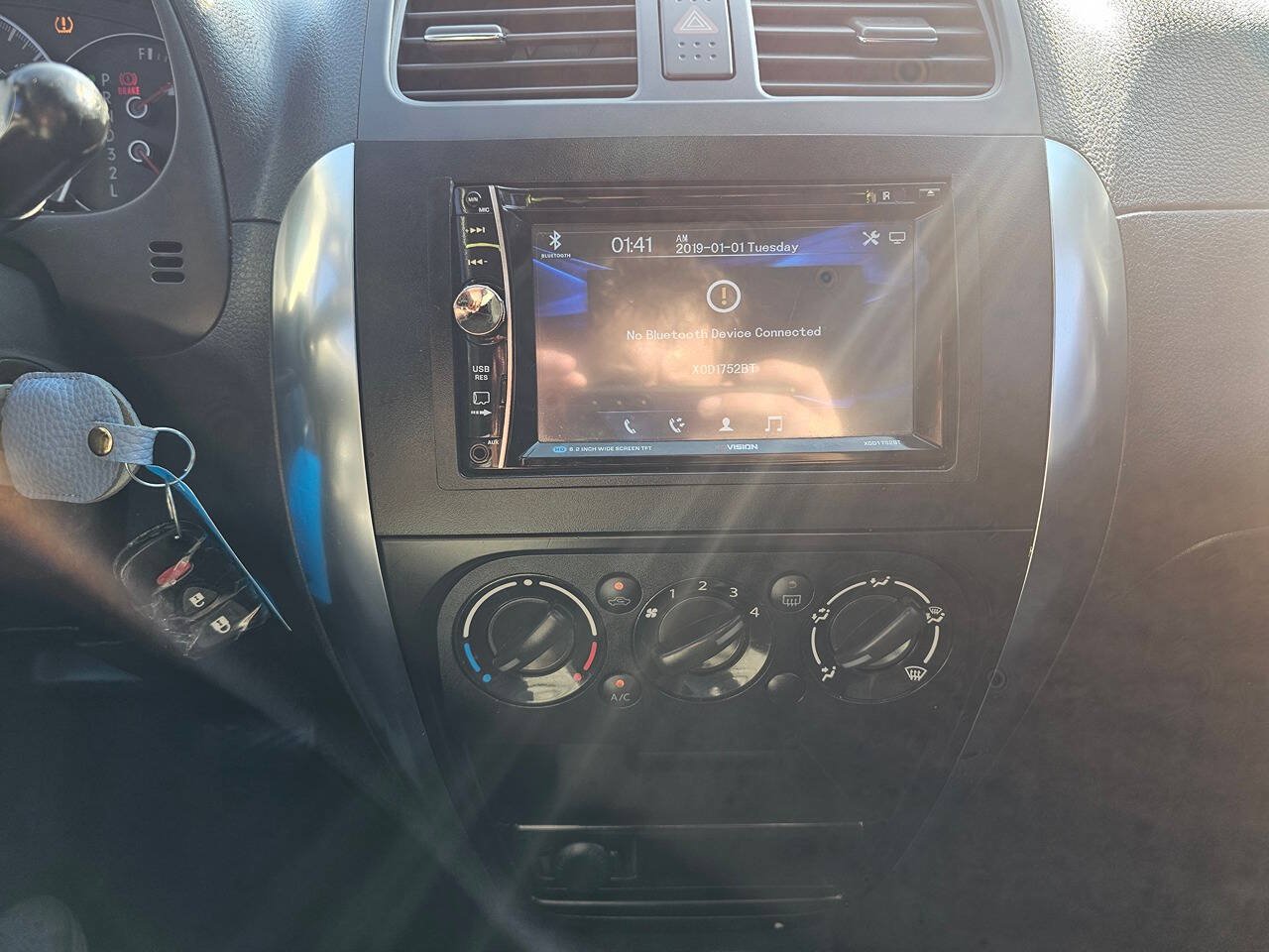 Used 2009 Suzuki SX4 Hatchback FWD image 10