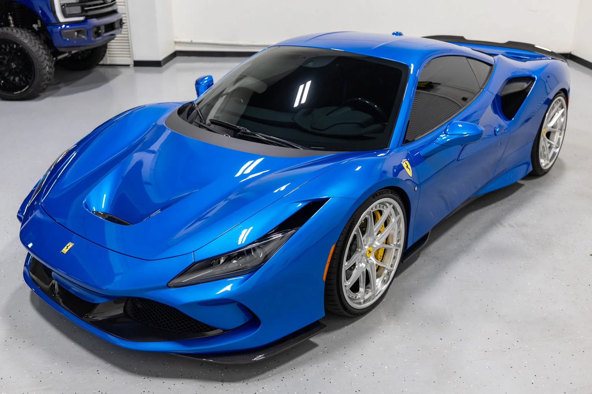 Used 2020 Ferrari F8 Tributo RWD image 4