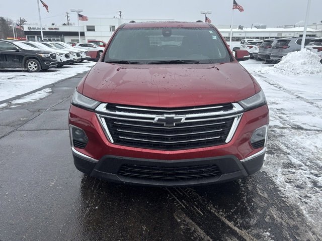 Used 2023 Chevrolet Traverse LT w/ LT Premium Package image 2