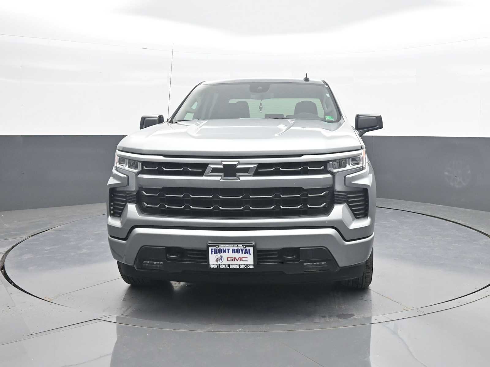 Used 2026 Chevrolet Silverado 1500 RST AWD/4WD image 3