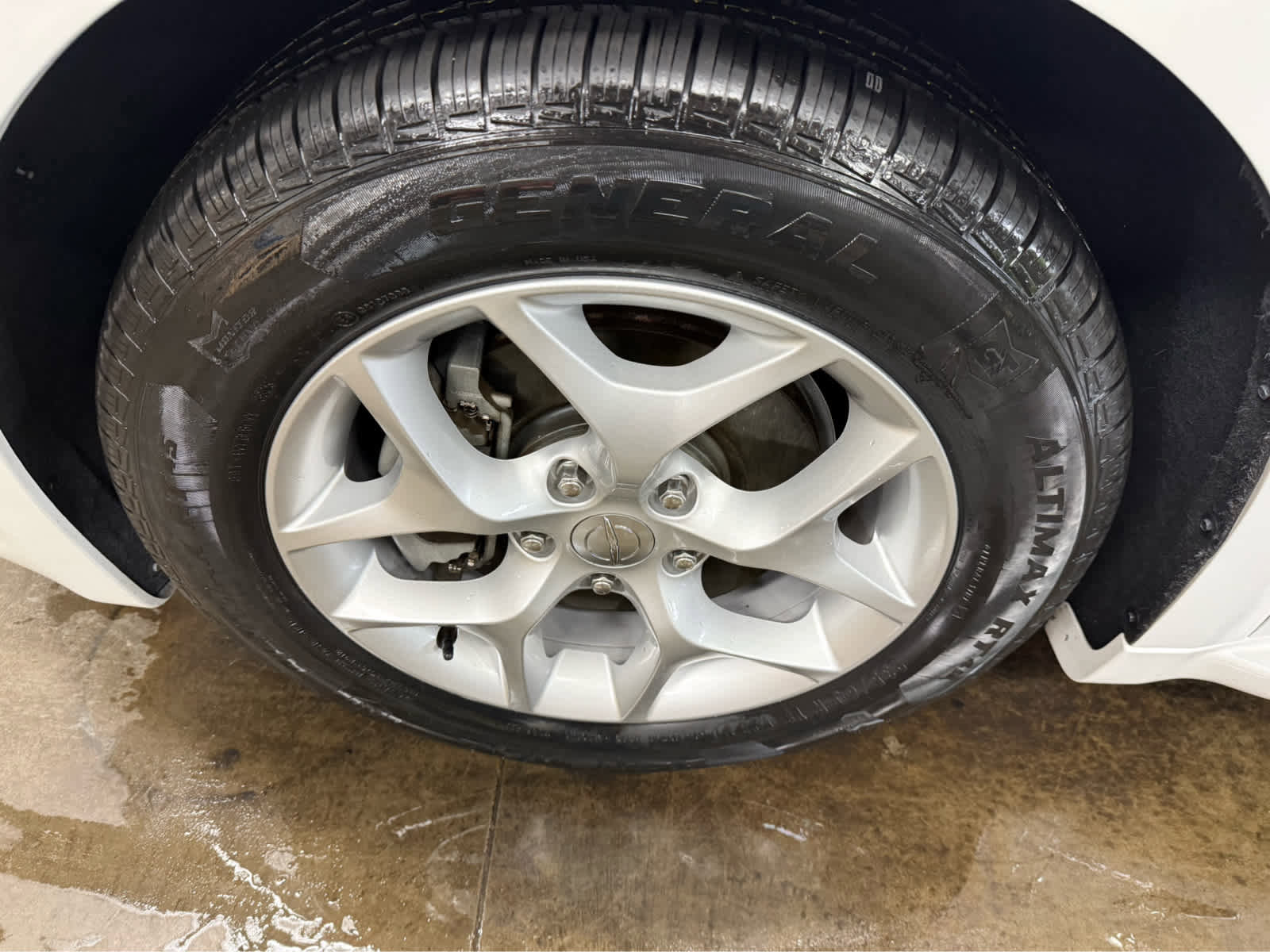 Used 2019 Chrysler Pacifica Touring-L Plus w/ Advanced Safetytec Group image 34